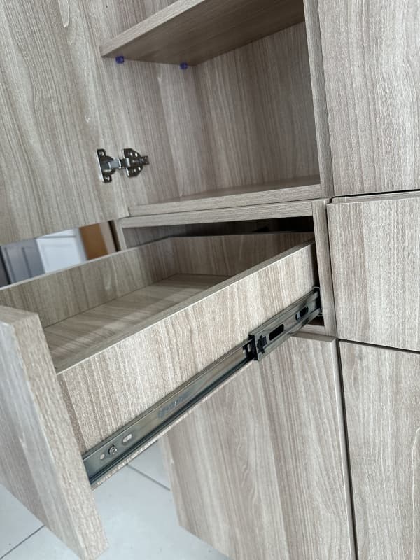 kitchen cabinets self closing hinges