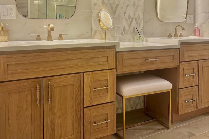 kitchen cabinets and bathroom cabinets