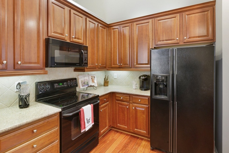 ¡Del diseño a la implementación! Las soluciones personalizadas de Union Woods resuelven los problemas de adaptación en proyectos de gabinetes en el extranjero.