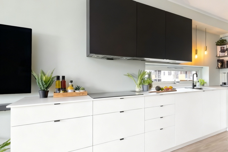 Elegant Two Tone Kitchen Cabinets