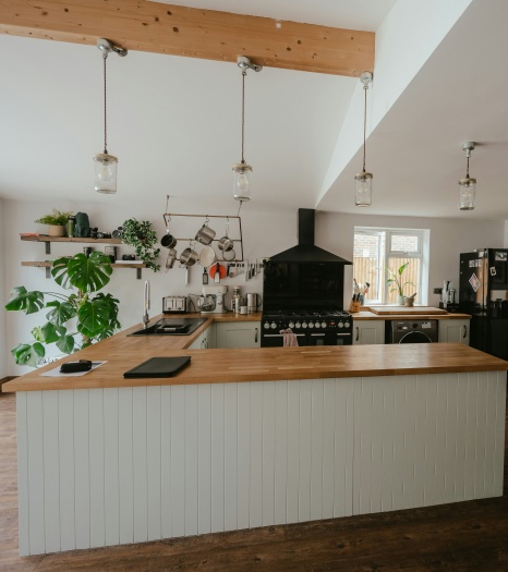Framed thermofoil cabinets for home projects