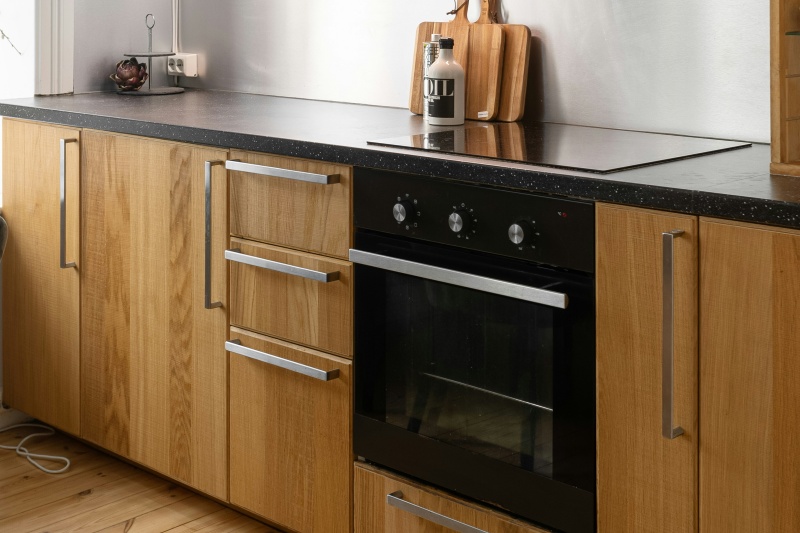 farmhouse white oak kitchen cabinets