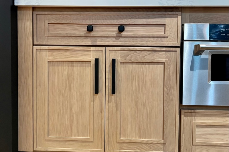 Structural Differences in Birch and Oak Trees