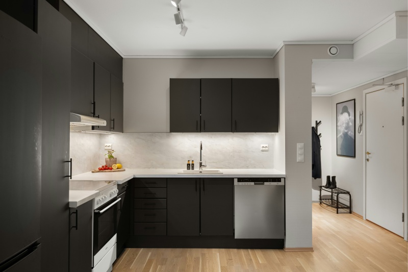 Advantages of European cabinet design Advantages of European cabinet design