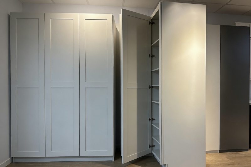 Installation differences of cabinets and cupboards Installation differences of cabinets and cupboards