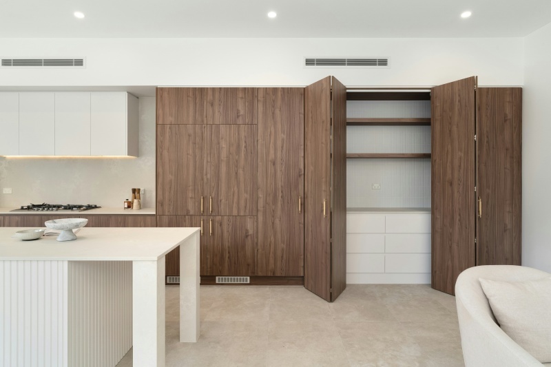 Design differences in kitchen and bathroom cabinets