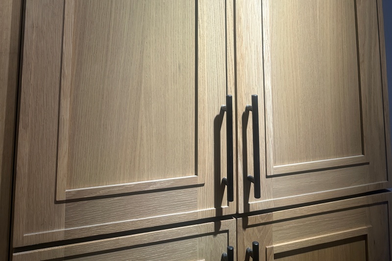 Low-cost substitutes for oak appearance