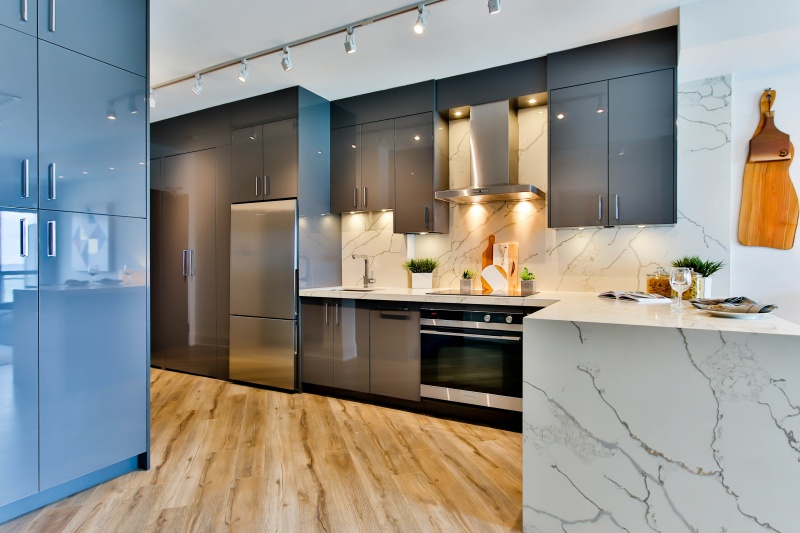 Comparing glossy vs matte finishes