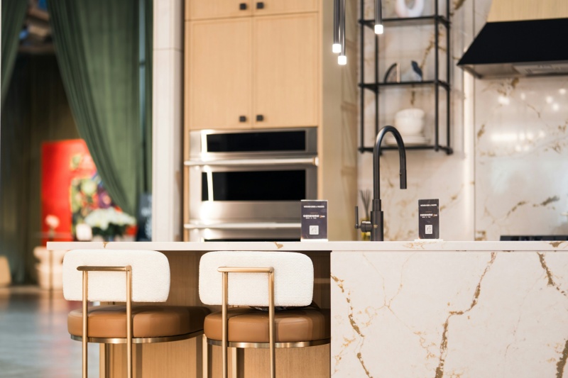 Reliable oak wood kitchen furniture