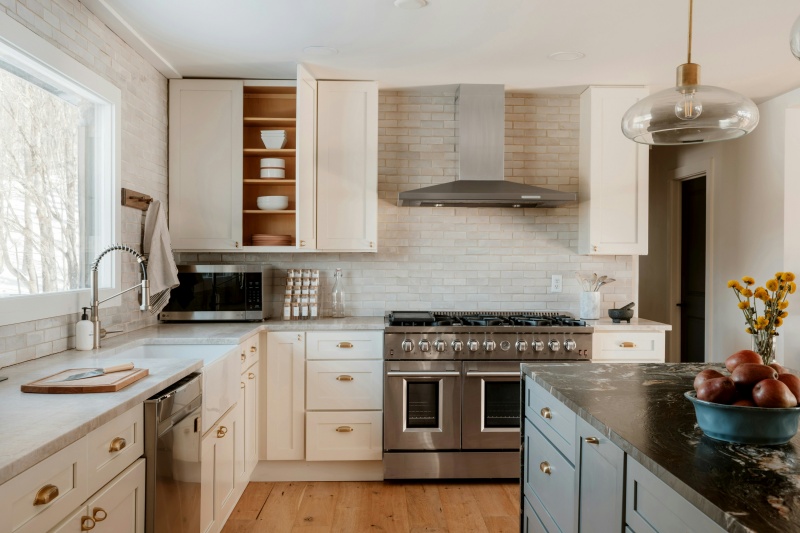 Timeless shaker door kitchen design