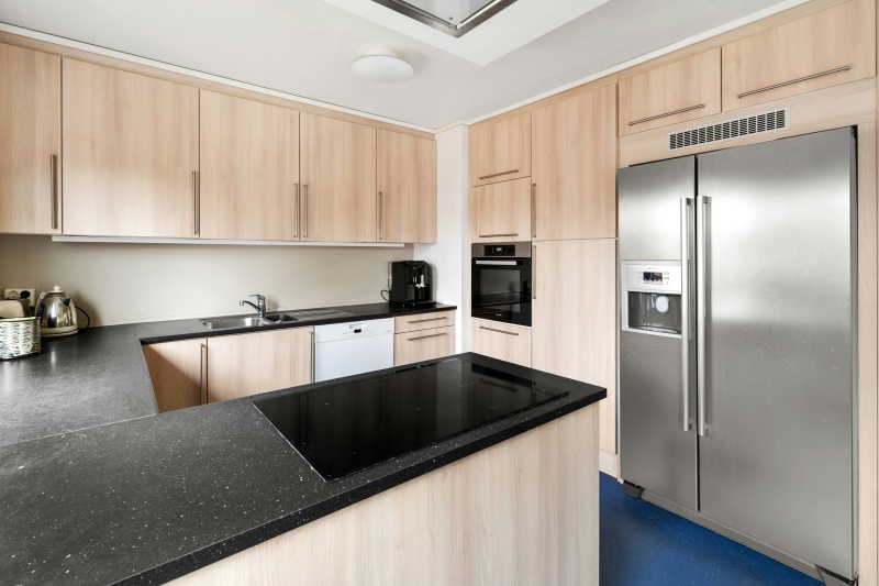 Durable thermofoil wood grain cabinets Durable thermofoil wood grain cabinets
