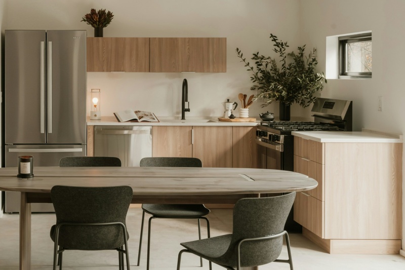 Kitchen remodeling with thermofoil cabinets