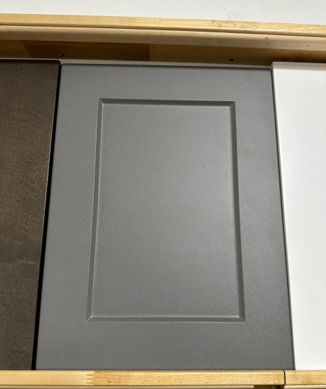 Drawer fronts materials and finishes