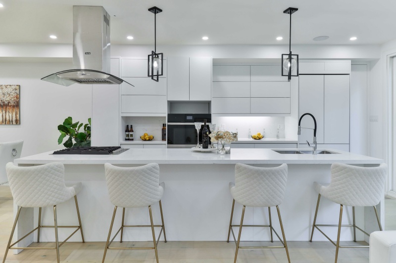 Making flat-panel cabinets more aesthetically pleasing