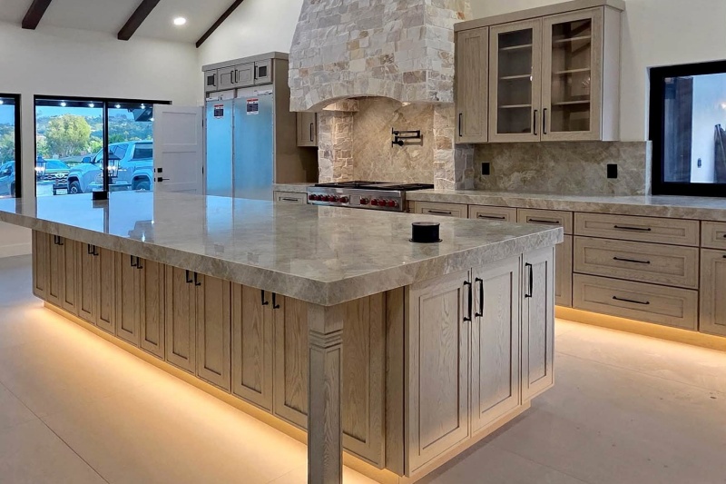 Not considering cabinet color contrasts