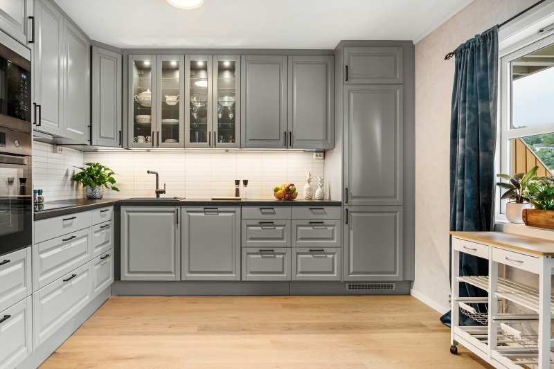 Integrated modular kitchen appliance storage