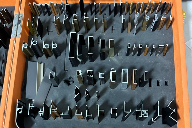 Kitchen cabinet hardware for clean aesthetics