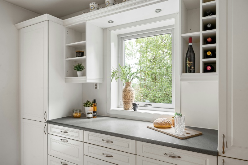 Functional kitchen organizer for wine